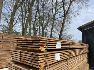 Ca. 34x Douglas Blokhut Profiel, 28x175mm, lengte 500cm